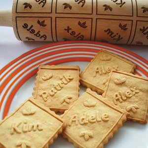 Personalized Rolling Pin with NAMES and symbol. Up to 16 Names/ Words on a Rolling Pin. Lazer engraved for embossed cookies