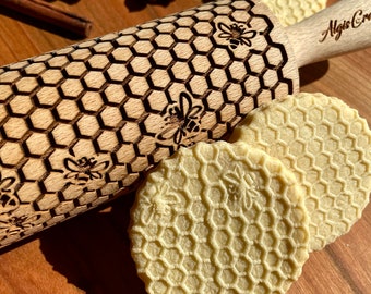 BEES Embossing Rolling pin. Laser cut rolling pin for embossed cookies with bees pattern for homemade cookies