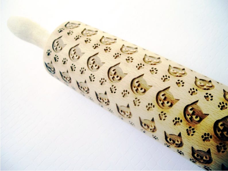 Engraved rolling pin with Cat Paws for embossed cookies or pasta PUSSY CAT Embossing Rolling Pin Kitty Dough roller with animals Cats