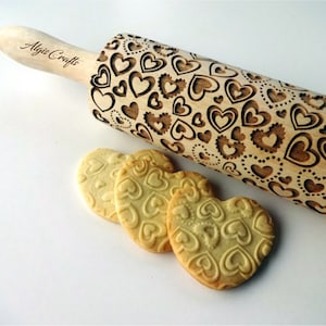 HEARTS pattern Embossing Rolling Pin. Engraved rolling pin with HEARTS. Gift for her.