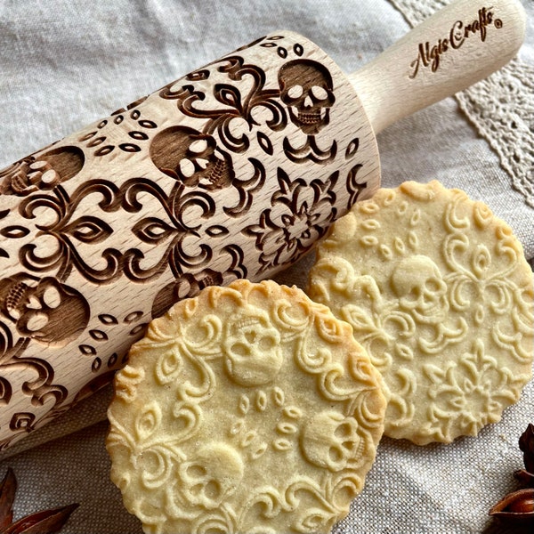 SKULL WREATH Embossing Rolling Pin. Engraved Dough Roller for Embossed Cookies and Pottery by Algis Crafts **Halloween**