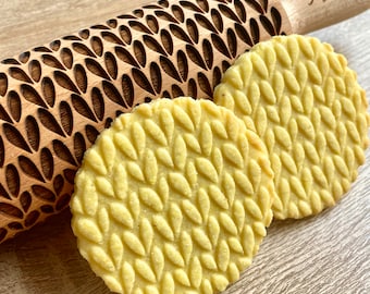 Stockinette Embossing Rolling Pin, Laser Engraved Beechwood Roller for Cookies and Pottery