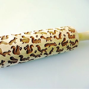 Funny Squirrels Pattern Embossing Rolling Pin, Beech Wood, Homemade Cookies, Easter Gift.