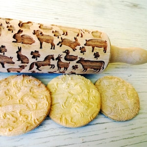 FARM kid embossing rolling pin. Birthday gift for kid. Laser engraved dough roller with CHICKEN horse cow rabbit pig goat duck cat sheep
