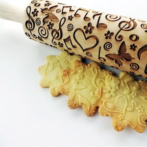 SUMMER TIME Embossing Rolling Pin. Engraved rolling pin with flowers and butterflies for embossed cookies. Unique gift with notes.