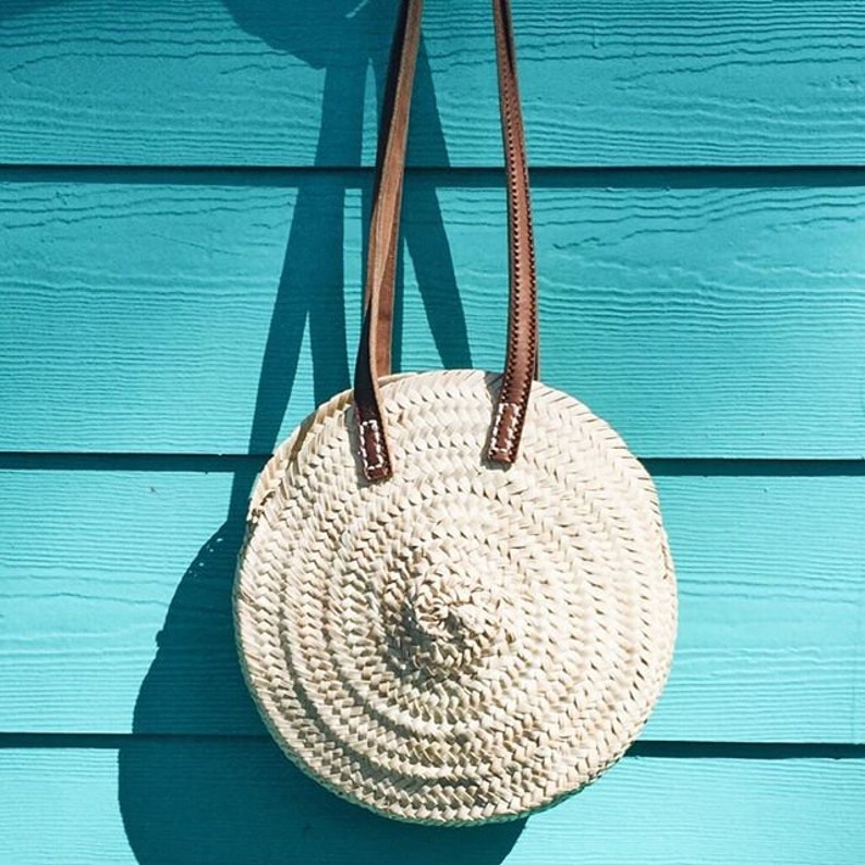 Round straw bag Handmade wicker bag French Basket Beach Bag round basket Round french market basket Round wicker basket long leather handle image 4