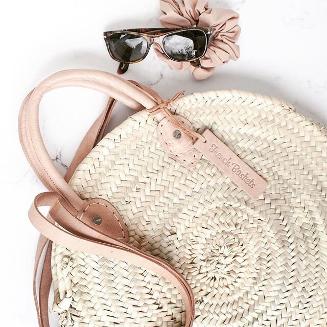 round wicker basket bag