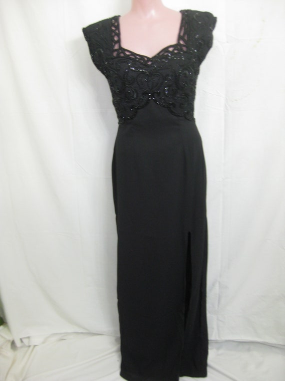 plain black gown design