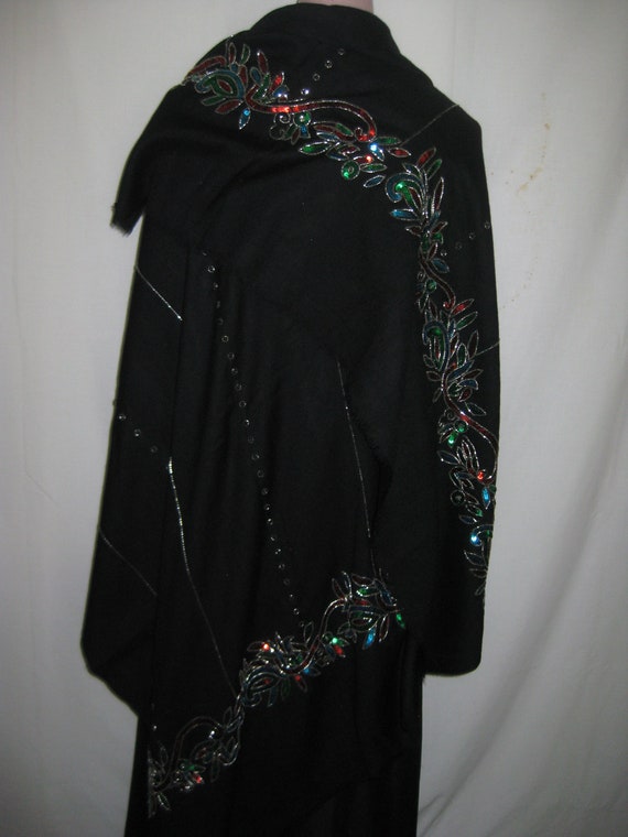 Black/multi sequins shawl - image 10