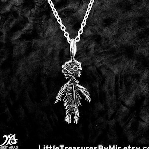 Bijoux Depeche Mode, pendentif texture rustique, pendentif ange noir, pendentif figure, pendentif petit garçon, pendentif texture organique, Martin Gore image 1