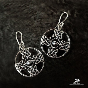 Dave Gahan kruistattoo 925 handgemaakte oorbellen, keltisch kruisoorbellen, keltische oorbellen, kerstcadeau, Ierse tribale kruisoorbellen, Ierse kunst