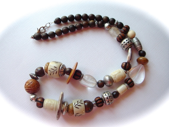 Wooden Necklace. Fashion Beaded Jewelry. - image 1