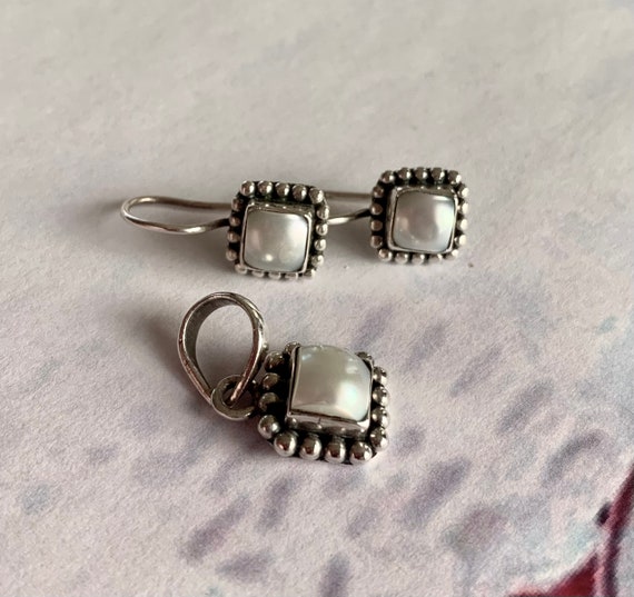 Silpada Button Frame Square Pearl Pendant and Ear… - image 1