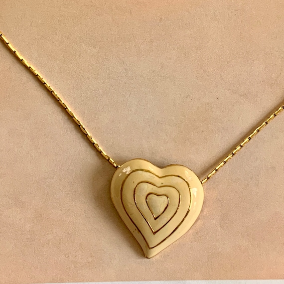 Monet outlet heart necklace