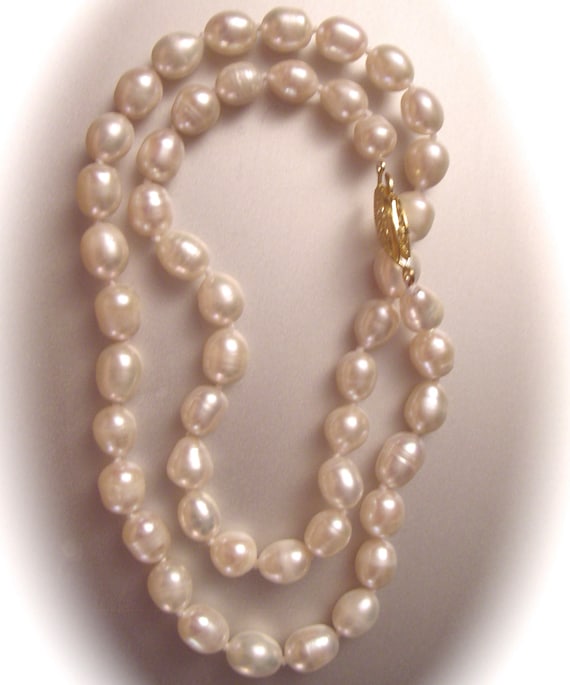 ネックレス・ペンダント SSIL NEW CLASSIC PEARL NECKLACE 9.0-11.0mm Freshwater Cultured Pearl Strand Necklace with