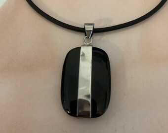 Pendentif Croix Police Soul - Acier Inoxydable Avec Cordon Cuir Noir - Neuf