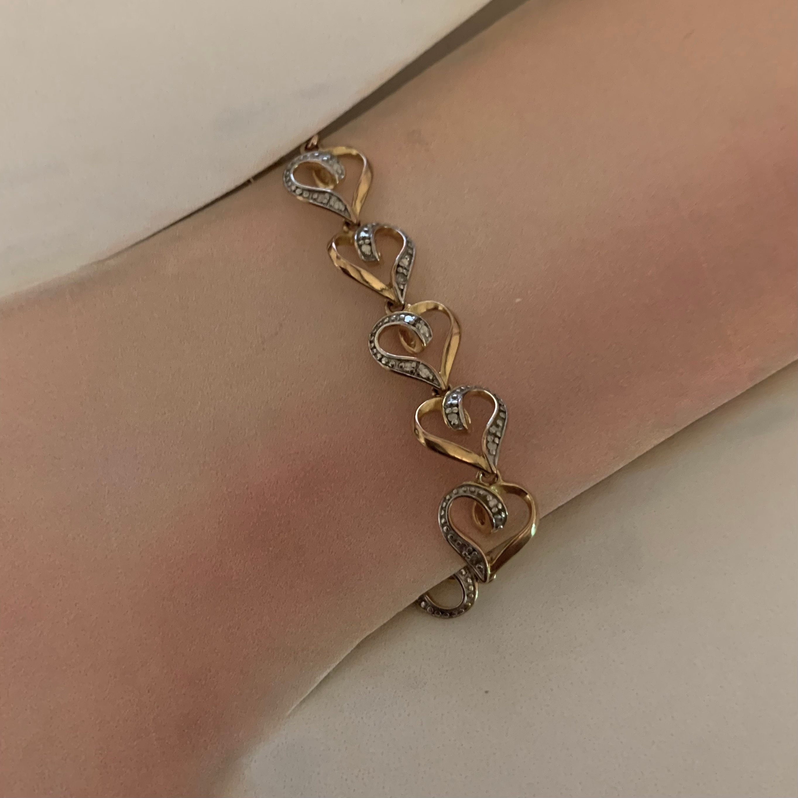 ◎D moment ◎ [D-Moment] Cherish Gold Heart Bracelet (925 Si Heart Charms Bracelet, Gold Heart Bracelet, Gold Chunky