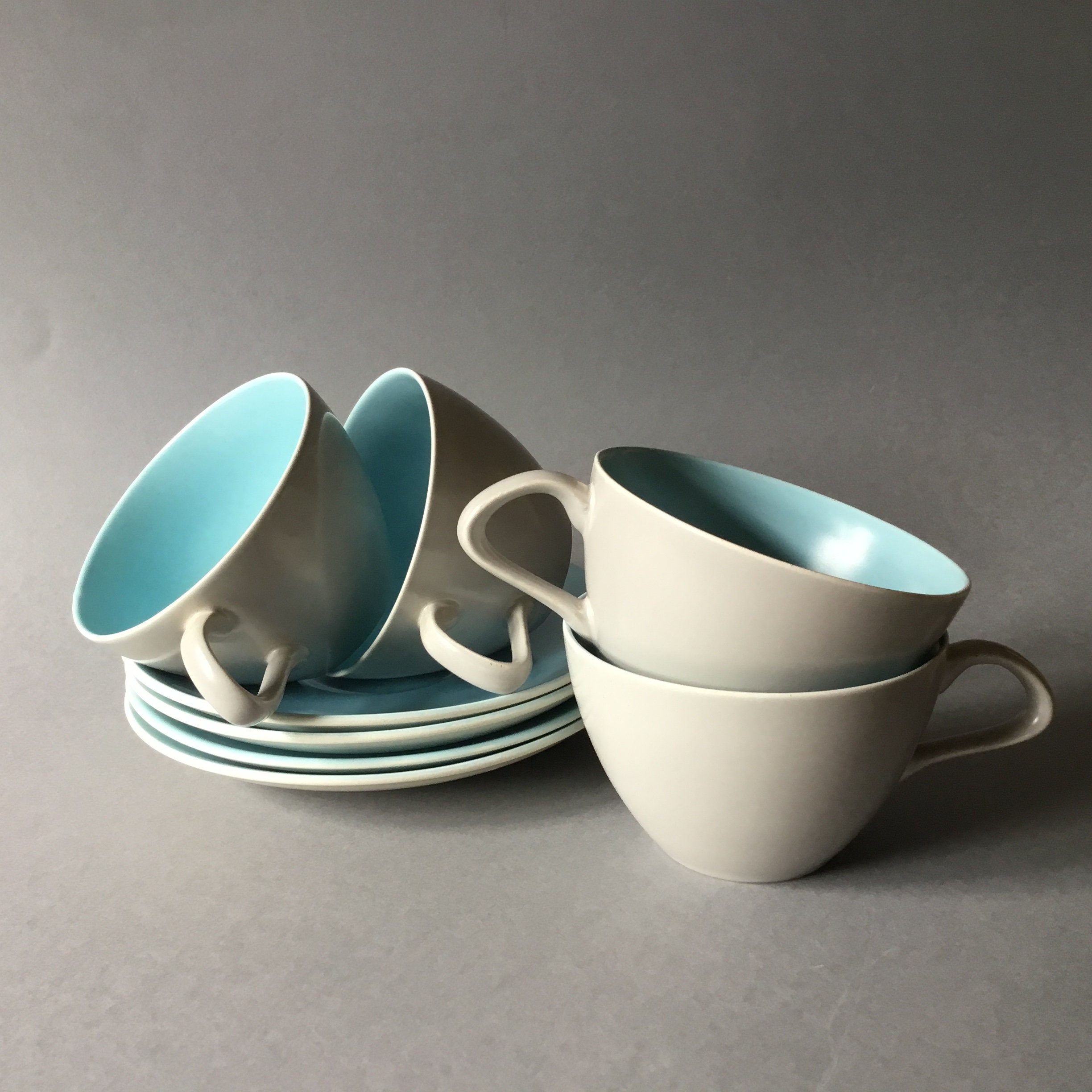 Vintage Poole Pottery Twintone cups and saucers set of 4 - Etsy 日本