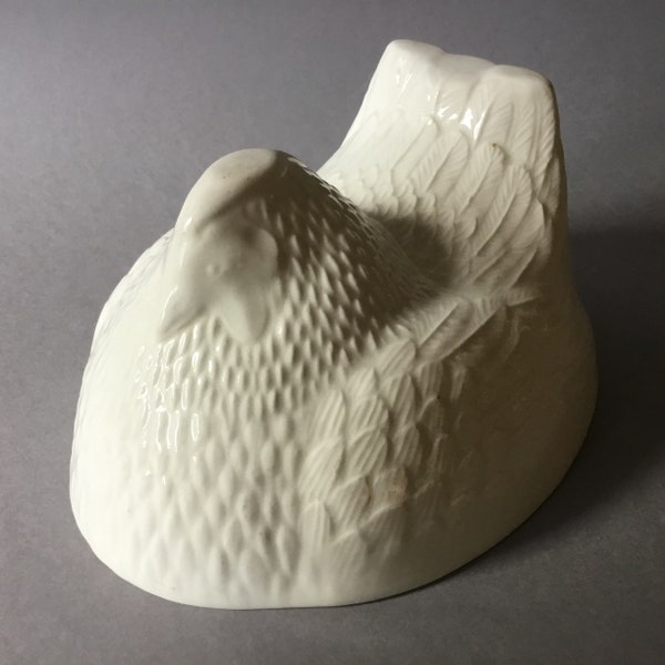 Vintage Chicken, white ceramic jelly/pudding mould, made for Greens Newstyle, c1920s.