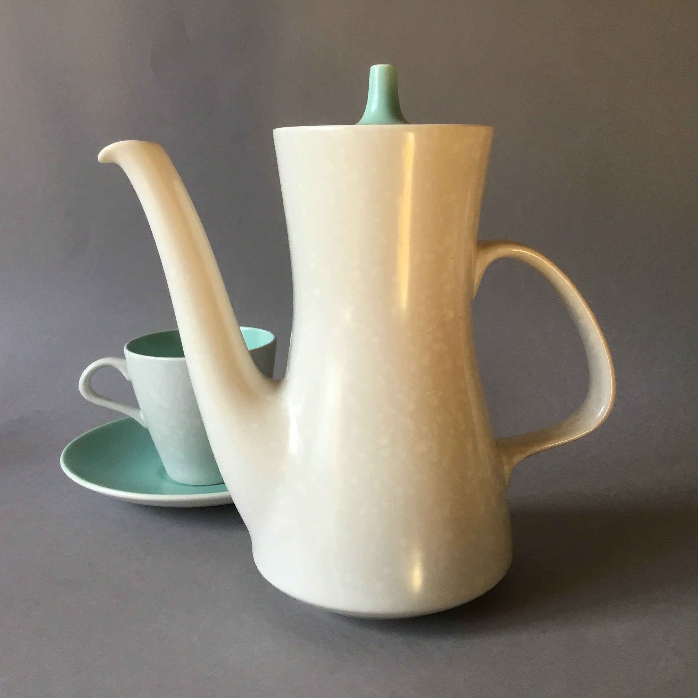 POOLE Pottery Twintone ソルト＆ペッパー 英国ヴィンテージ Vintage Poole Pottery Twintone Coffee Pot, C57 Ice Green & Seagull