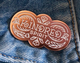 Kindred Spirit Enamel Pin Friendship Love Shirley Accessories Brooch Green Gables Jewelry Sisters Mothers Gift Bridesmaids Anne with an E