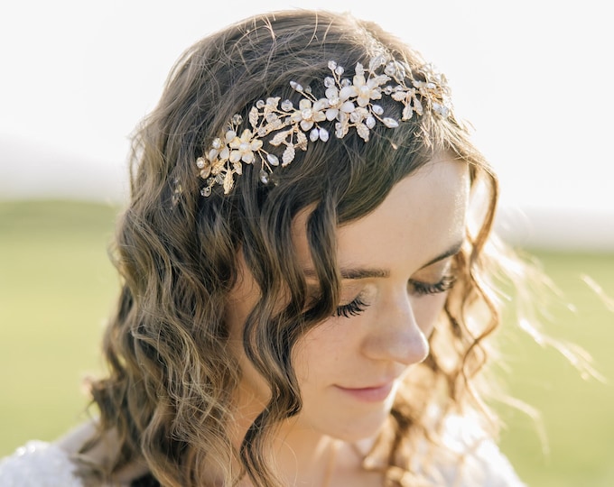 Headband With Customizable Flower Colors, Wedding Hair Accessory