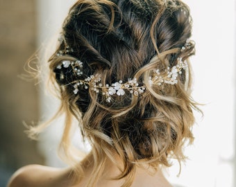 Enredadera de pelo de flores delicadas con delicado aliento de bebé y flores blancas, múltiples colores, accesorio para el cabello de boda