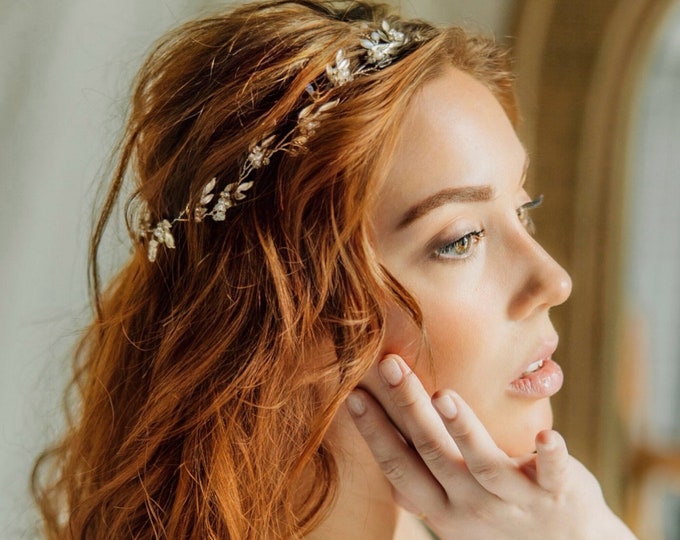Leaf Hair vine With Delicate Rhinestone Flowers