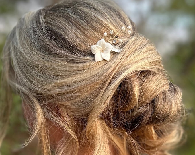 Simple Flower Hair Pin For Bridesmaids