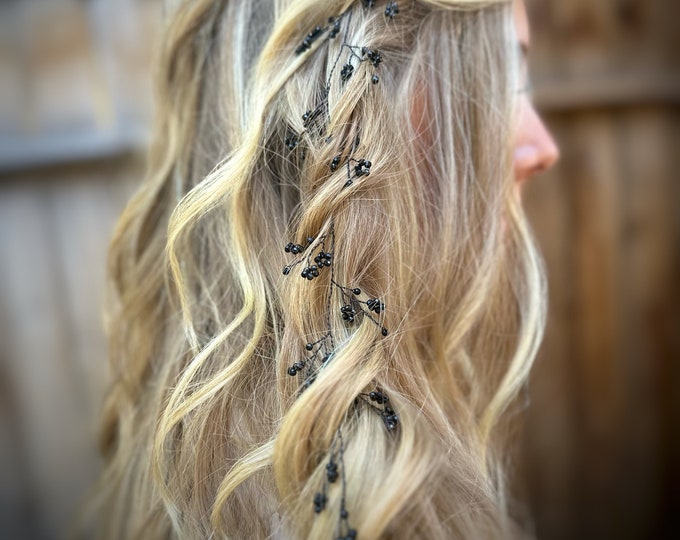 Black Crystal Hair Vine With Delicate Baby's Breath Design