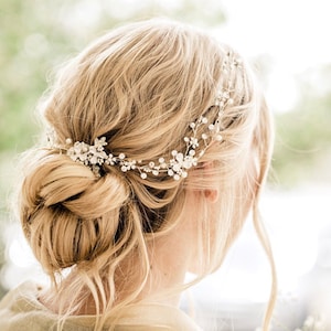 Delicate Gold Hair Vine, Wedding Hair Accessory, Wedding Hair Piece, Bridal Hair Wreath, Crystal Pearl Babies Breath,