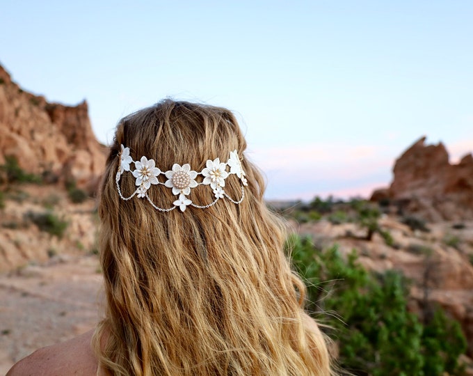 Flower Hair Chain With A Variety Of Decorative Flowers, Hippie hair accessory