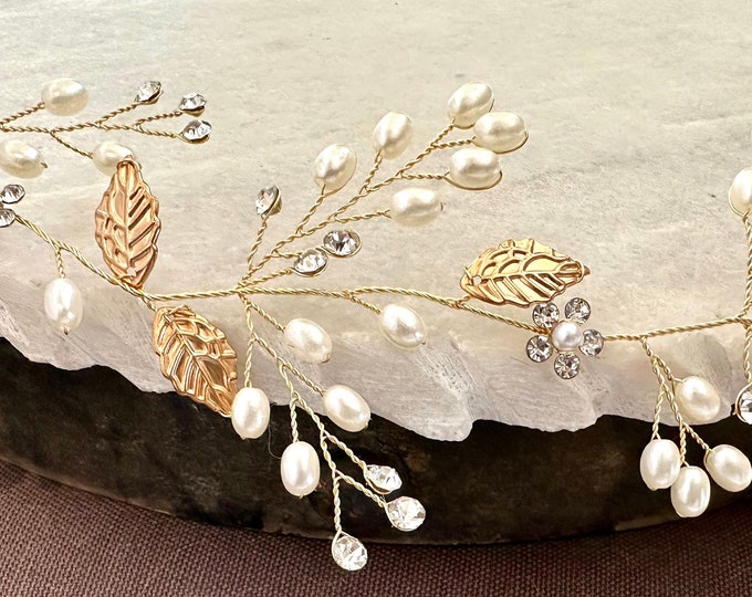 Wedding Accessories With Matching Bridesmaid Hair Pins