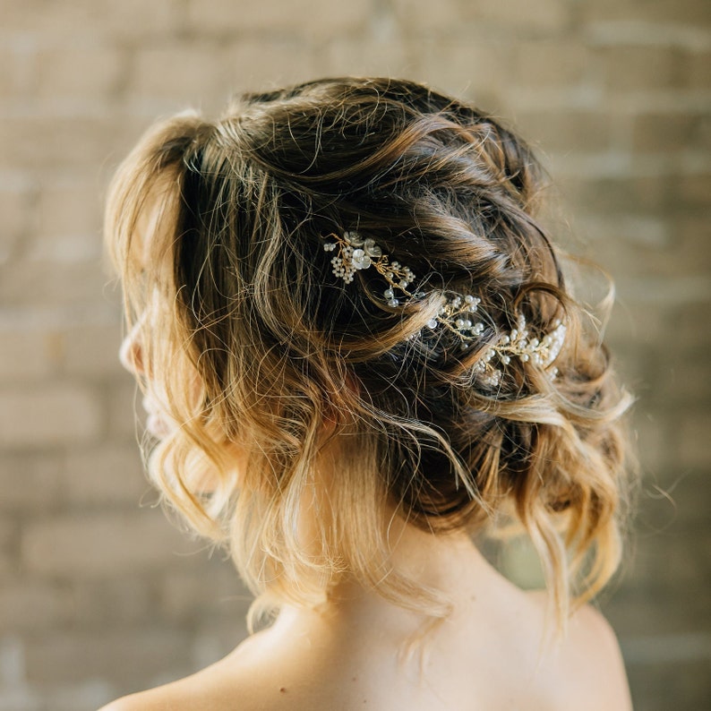 Delicate Gold Hair Vine, Pearl Hair Vine, Wedding Hair Accessory, Bridal Wreath, Wedding Hair Vine, Pearl Hair Crown image 9