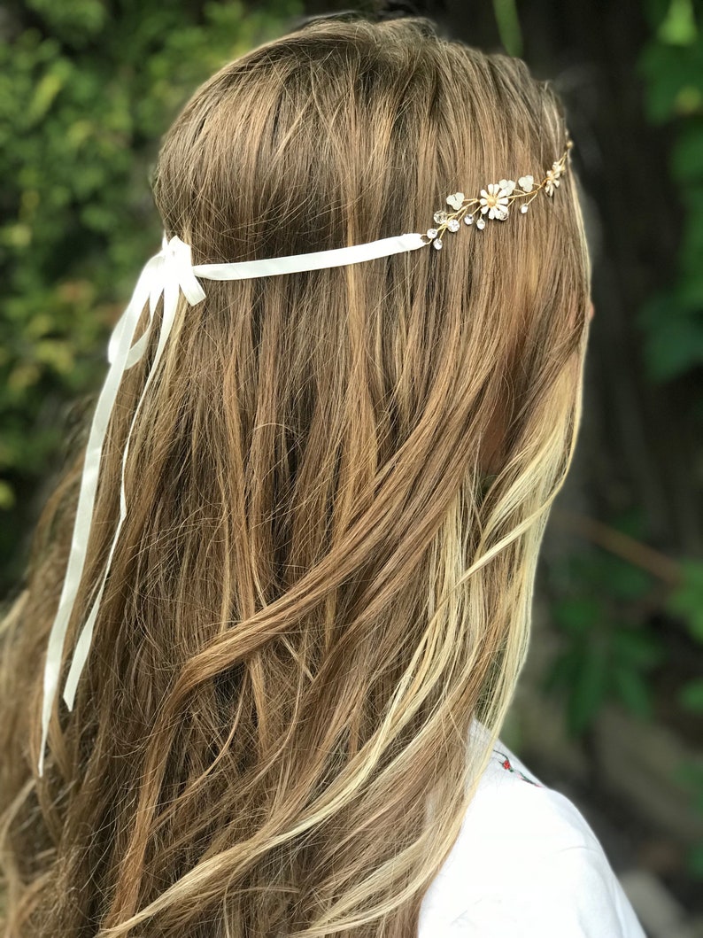 Daisy Hair Vine Perfect For Your Flower Girl Flower Wedding Etsy