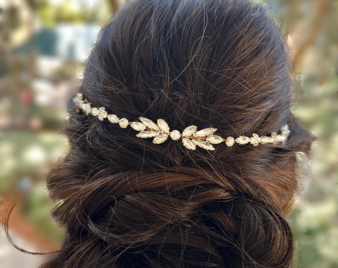 Delicate Rhinestone Hair Accessory For The Minimalist Bride