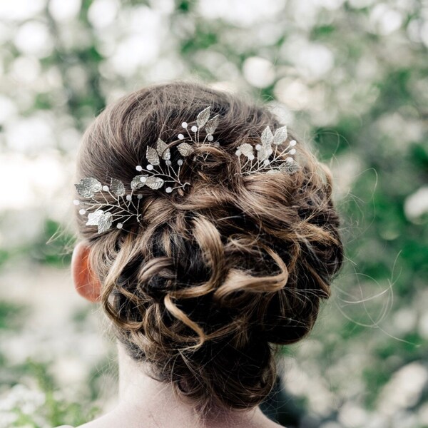 Silver Or Gold Leaf Hair Pins, Bridesmaid Hair Accessories For Your Garden Wedding, Small Leaf Hair Comb