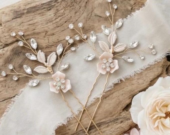 Ivory Flower Hair Pins: The Perfect Bridesmaids Gift, Personalized Flower And Leaf Colors