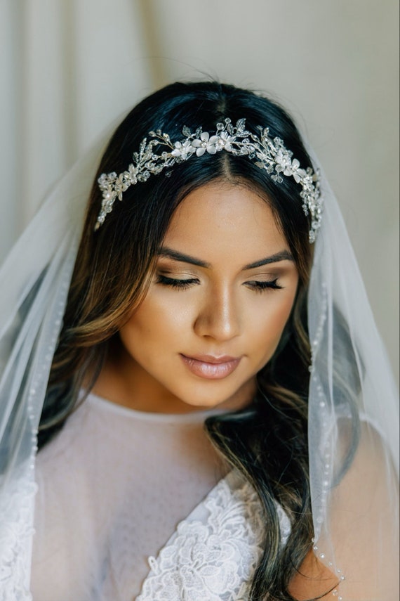 Silver Headband With Customizable Flower Colors, Wedding  display picture 2