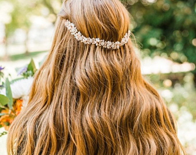 Minimalist Bridal Headband, Wedding Hair Accessory That Is Light Weight And Clips Into Hair For A No-slip Fit