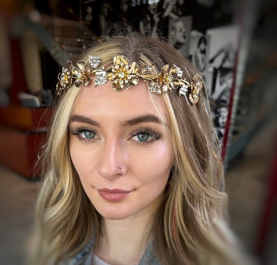 maroon polka dot bow tie