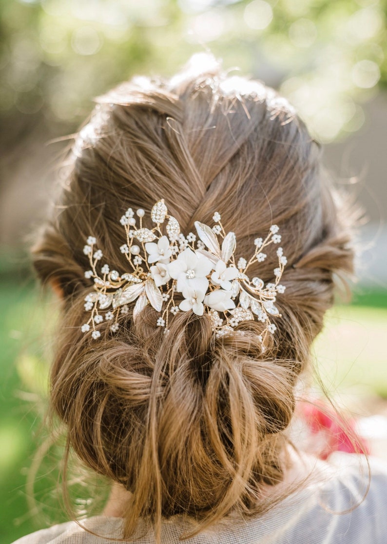 Bridal Hair Comb Hand-crafted with beautiful Off White Flowers, Rhinestone Leaves And Pearl Baby's Breath Accents image 6