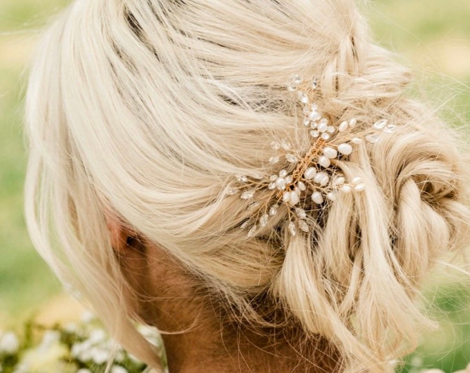Bridal Hair Comb With Marquise Rhinestone And Accent Pearls