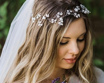 Baby's Breath Hair Vine in Silver With Delicate Flower Accents