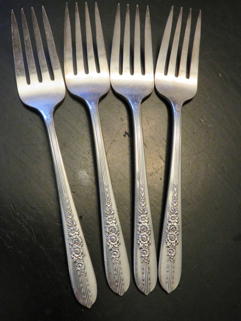 Nobility Plate Royal Rose Salad Fork Set of Four Royal Rose Pattern 1939 Oneida Nobility Silverplate 6.25 Individual Salad Fork