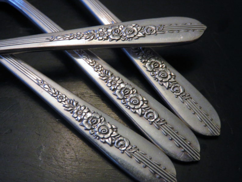 Nobility Plate Royal Rose Salad Fork Set of Four Royal Rose Pattern 1939 Oneida Nobility Silverplate 6.25 Individual Salad Fork