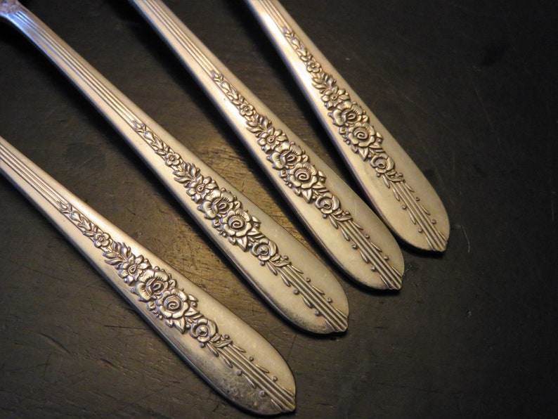 Nobility Plate Royal Rose Salad Fork Set of Four Royal Rose Pattern 1939 Oneida Nobility Silverplate 6.25 Individual Salad Fork