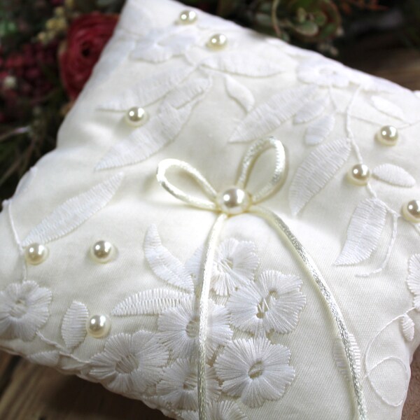 Ring Pillow Wedding Ring Bearer Pillow Wedding Ring Pillow Vintage Cream Ring Bearer Chiffon Lace