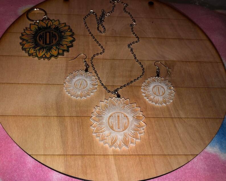Download Mom Sunflower keychain necklace earrings svg laser files ...
