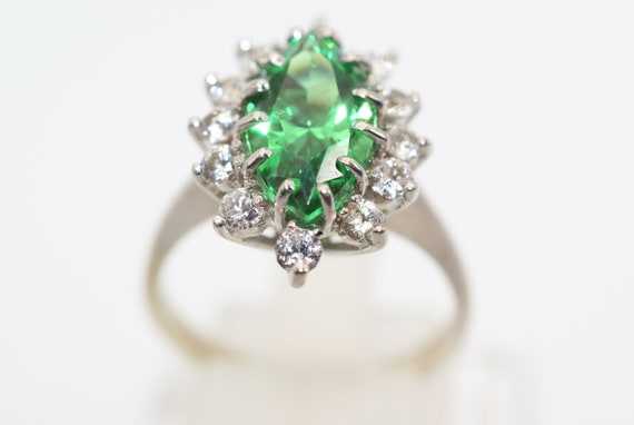 Natural Emerald, Marquise Cut, set in 14 Kt White… - image 7